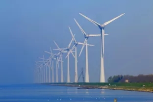 風(fēng)力發(fā)電能源-風(fēng)電浪涌保護(hù)器