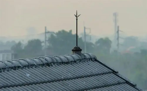 避雷針是引雷還是避雷